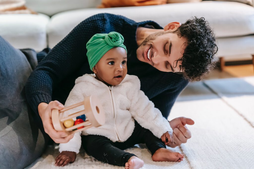 we willen de ontwikkeling en verbeelding van kinderen stimuleren door hoogwaardig babyspeelgoed aan te bieden dat niet alleen plezierig is, maar ook educatief en veilig